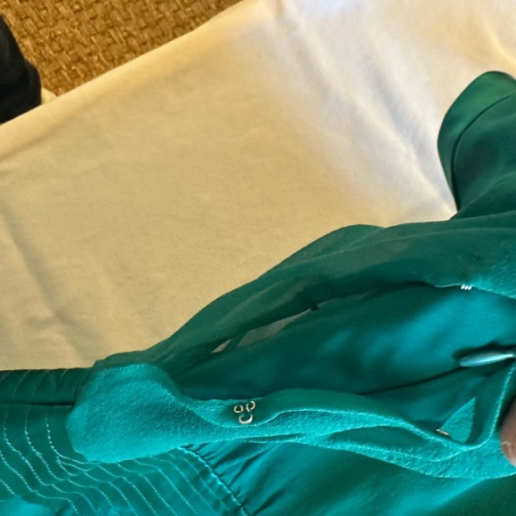 Emerald green cocktail dress! - Picture 5 of 5